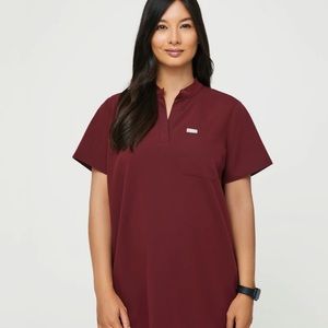 FIGS Kitale Maternity Scrub Top Medium Burgandy